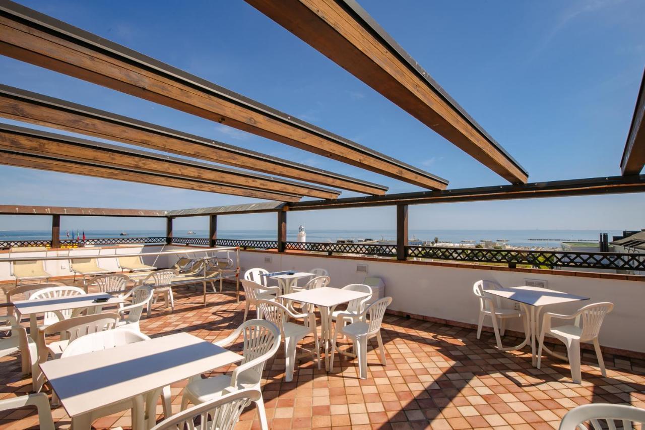 New Bristol Sport Hotel Cesenatico Εξωτερικό φωτογραφία