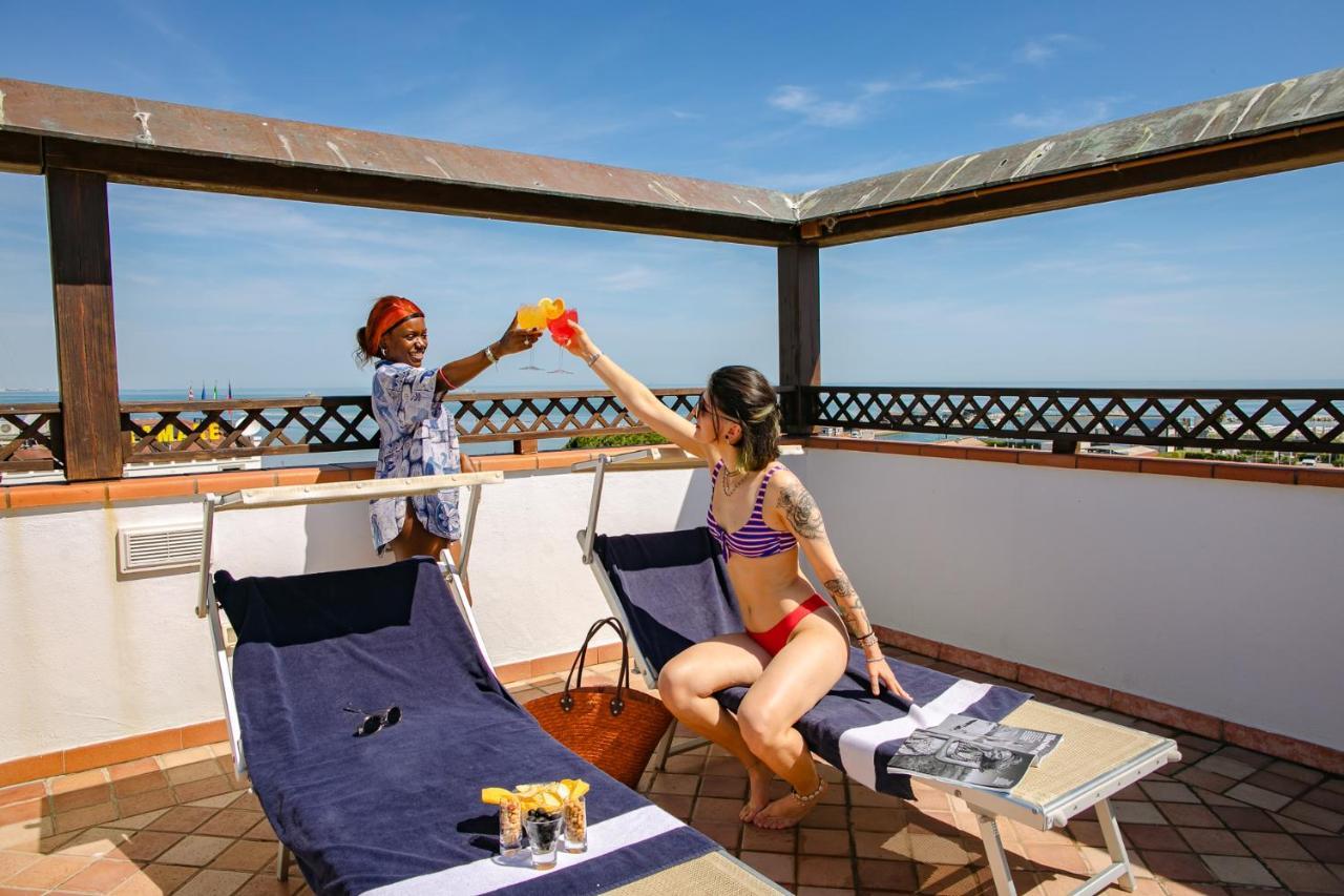 New Bristol Sport Hotel Cesenatico Εξωτερικό φωτογραφία