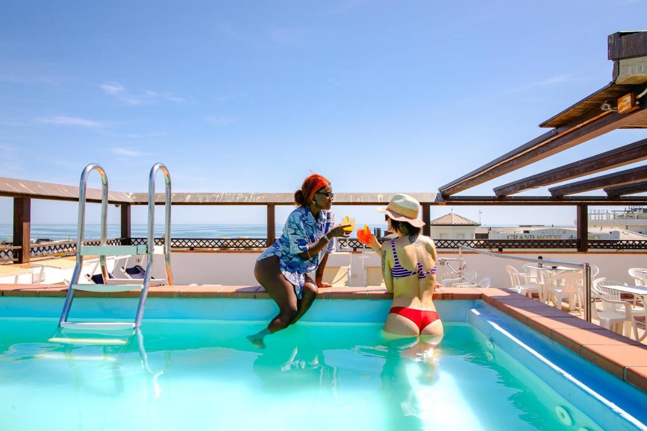 New Bristol Sport Hotel Cesenatico Εξωτερικό φωτογραφία